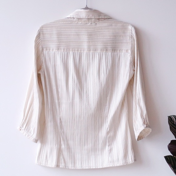 Cool Business Casual Blouse - Picture 2 of 4